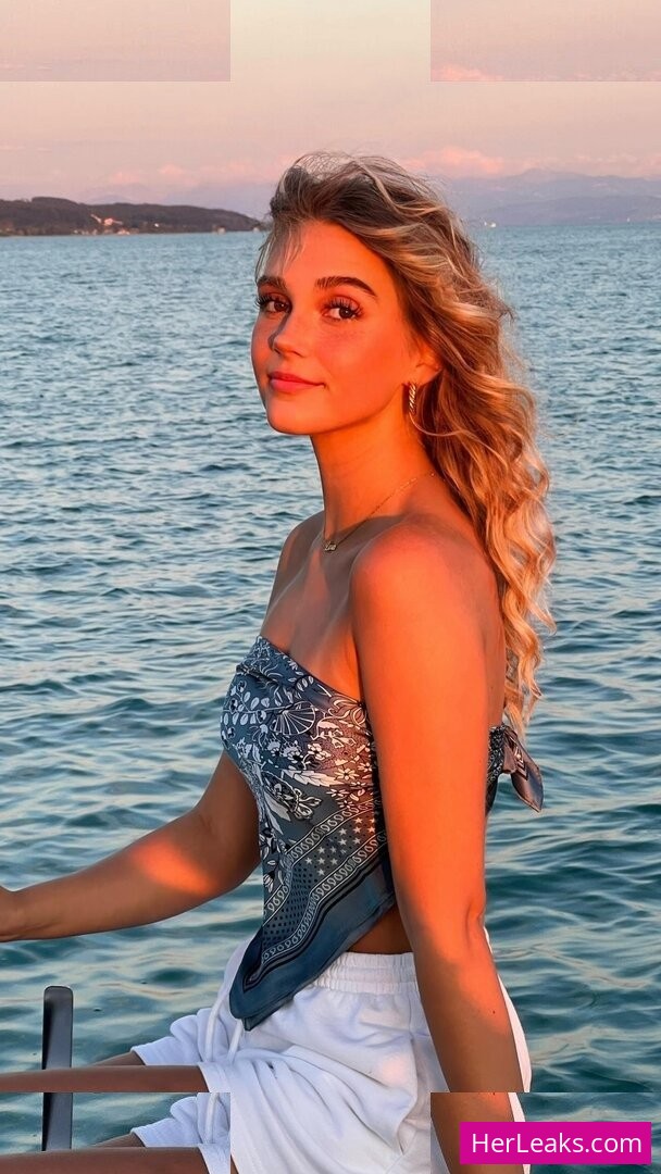 Lara Spengler - Image 192