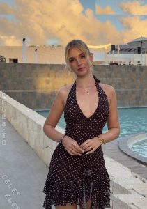 Lara Spengler - Image 21