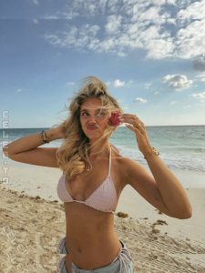 Lara Spengler - Image 11