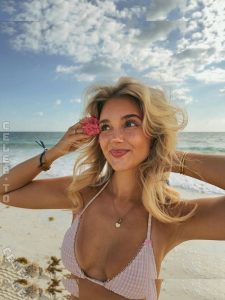Lara Spengler - Image 9