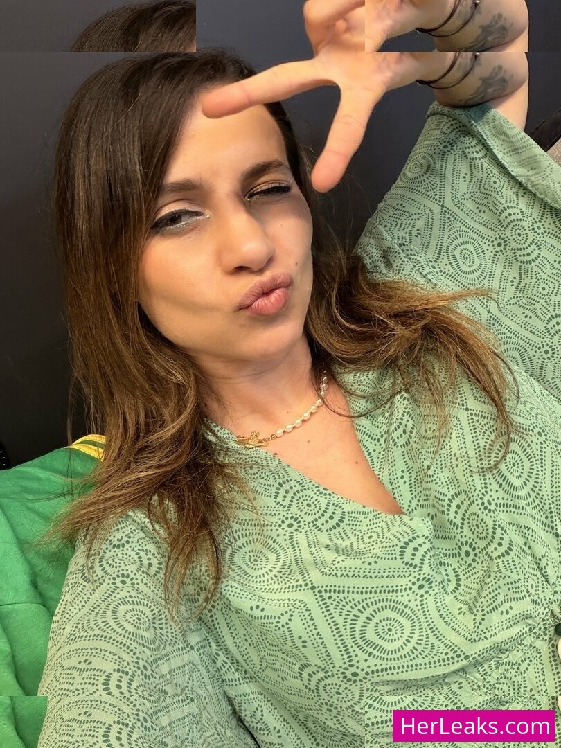 Laure Valée - Image 27