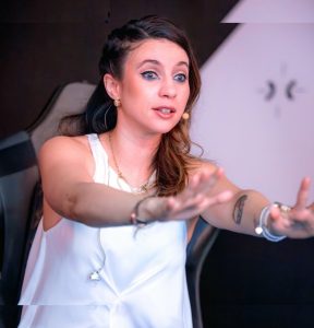 Laure Valée - Image 19