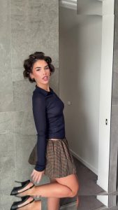 Leah Halton - Image 148