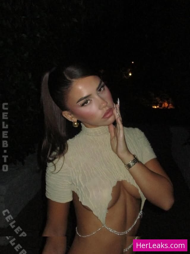 Leah Halton - Image 6