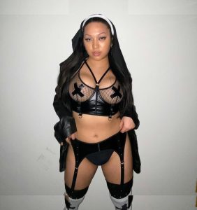 Lilasianthiccie - Image 26