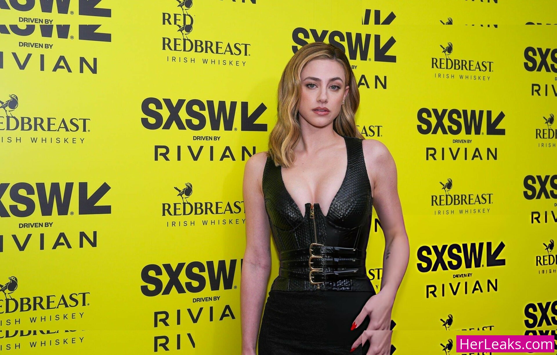 Lili Reinhart - Image 157