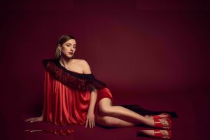 Lili Reinhart - Image 110