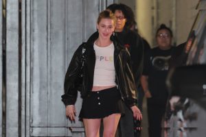 Lili Reinhart - Image 94