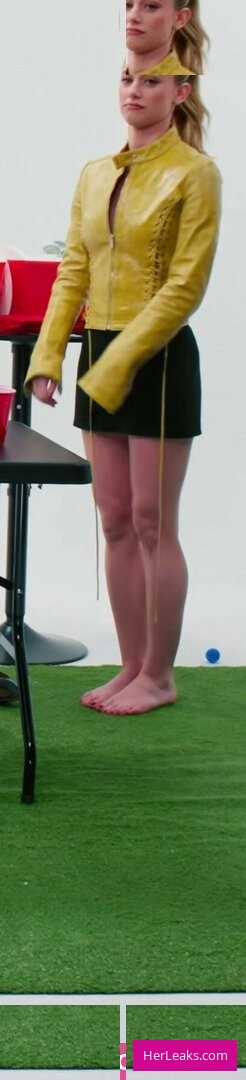 Lili Reinhart - Image 72