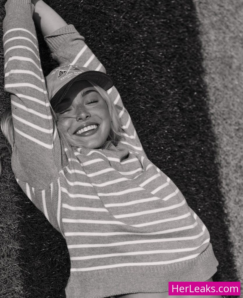 Livvy Dunne - Image 565