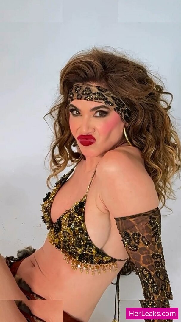 Luciana Gimenez - Image 73