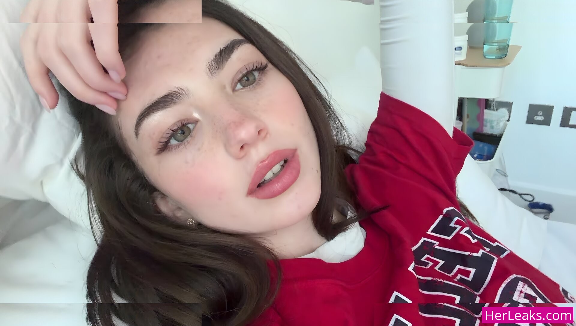 Lyzzahh - Image 22