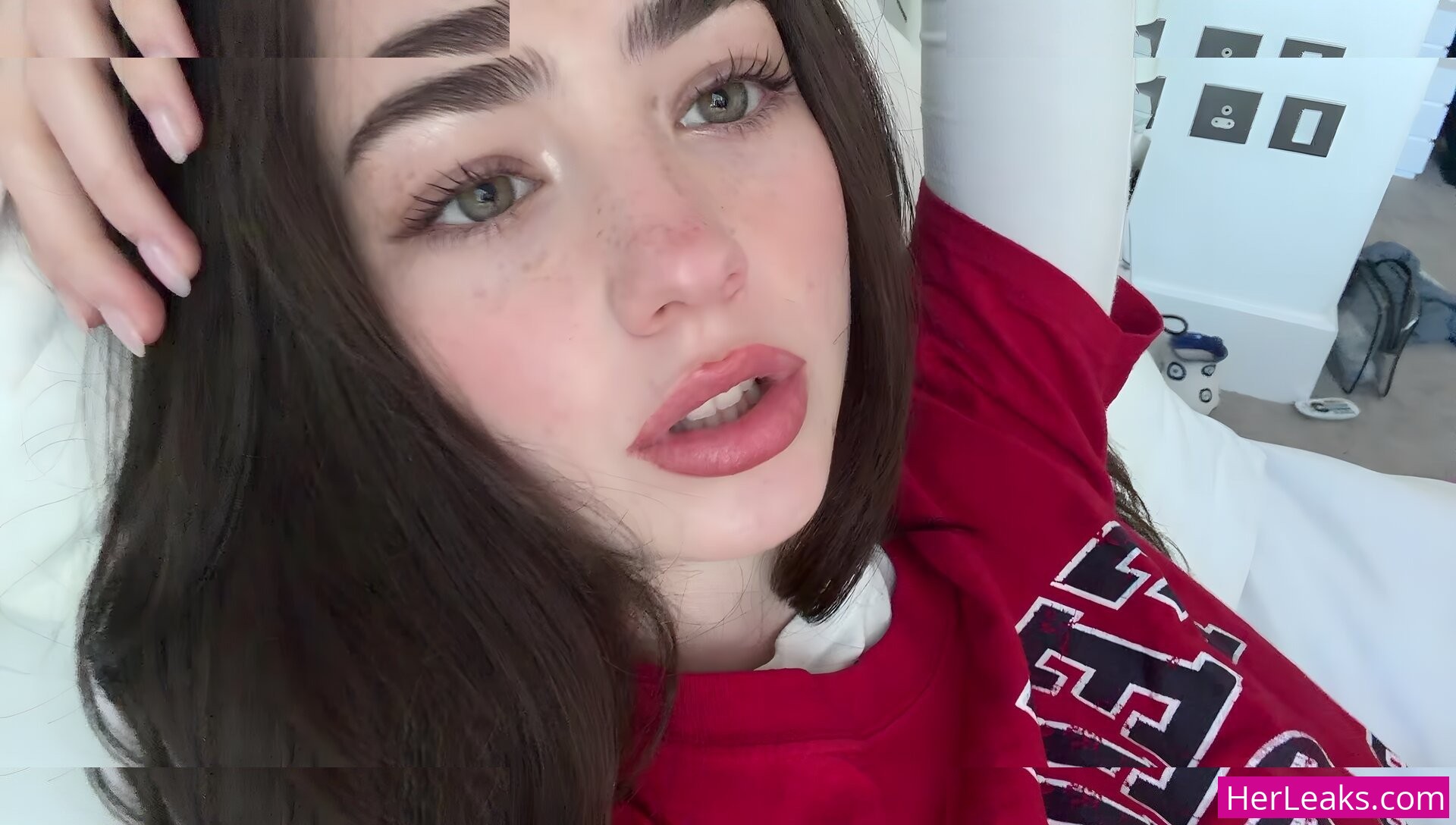 Lyzzahh - Image 18