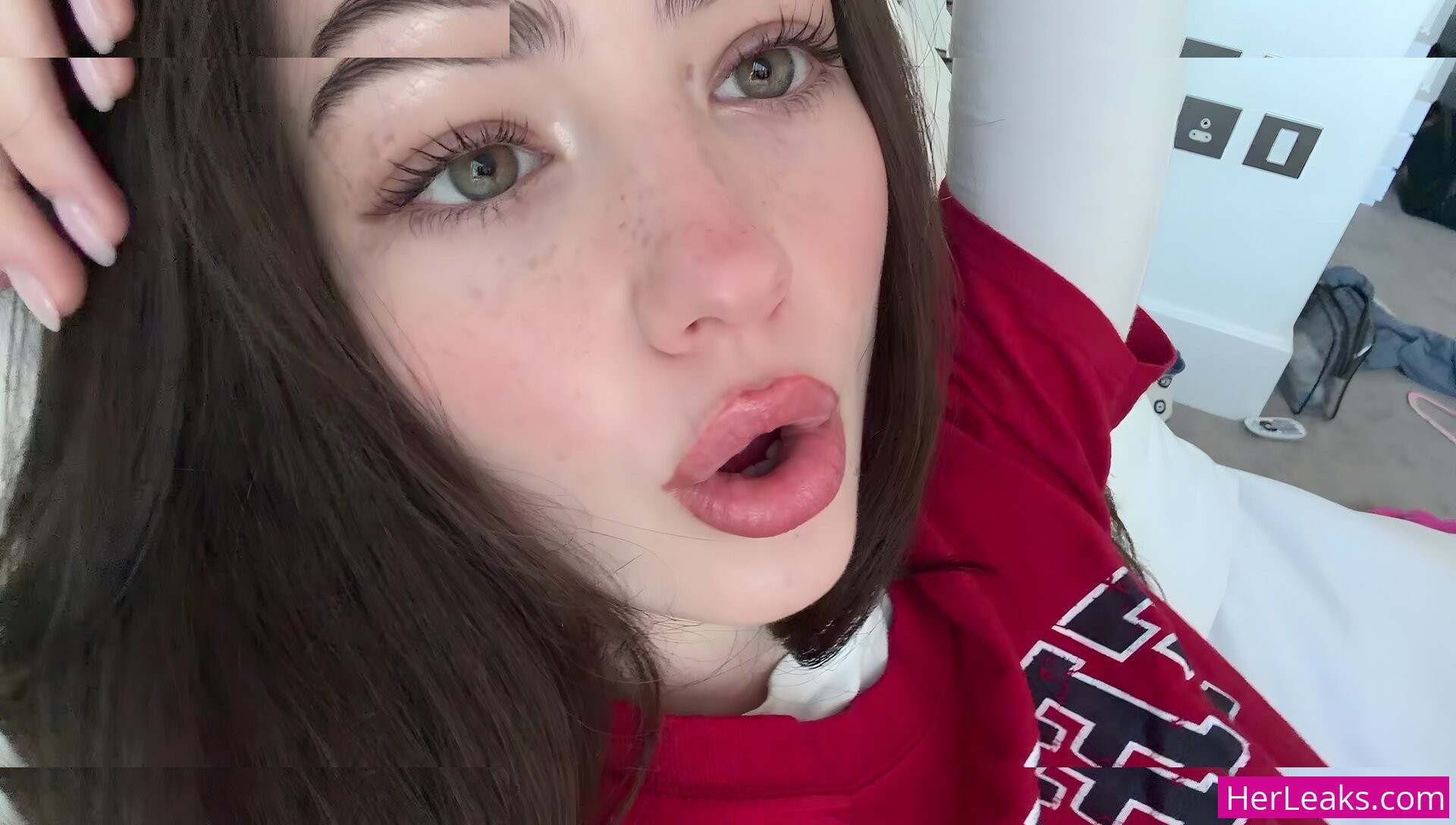 Lyzzahh - Image 17