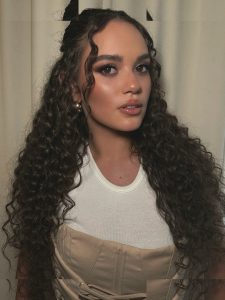Madison Pettis - Image 192