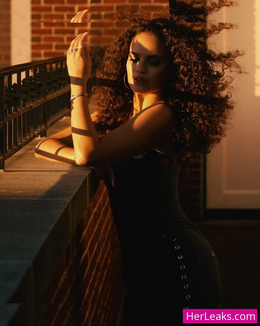 Madison Pettis - Image 106