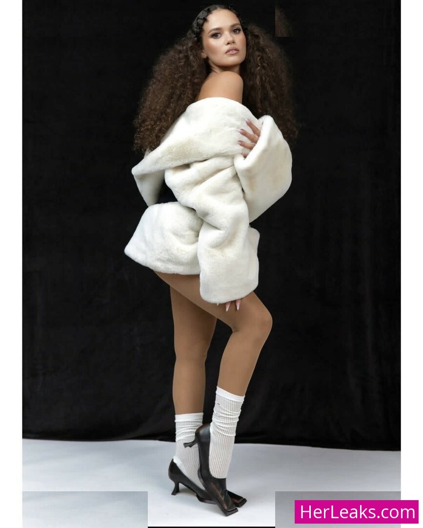 Madison Pettis - Image 79