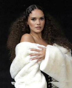 Madison Pettis - Image 78