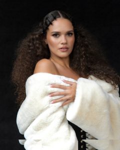 Madison Pettis - Image 74