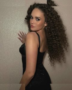 Madison Pettis - Image 53
