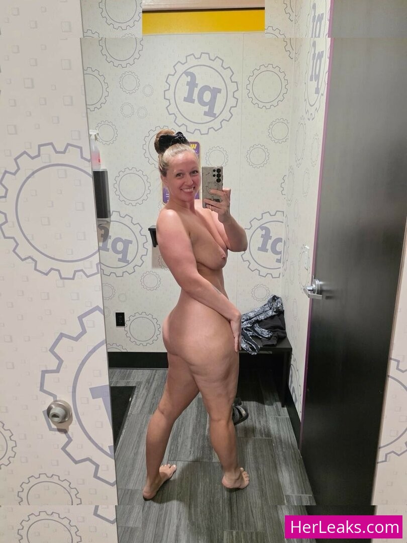 Mandycakes - Image 30