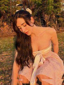Mariam Olivera - Image 60