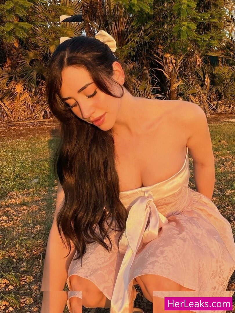 Mariam Olivera - Image 60
