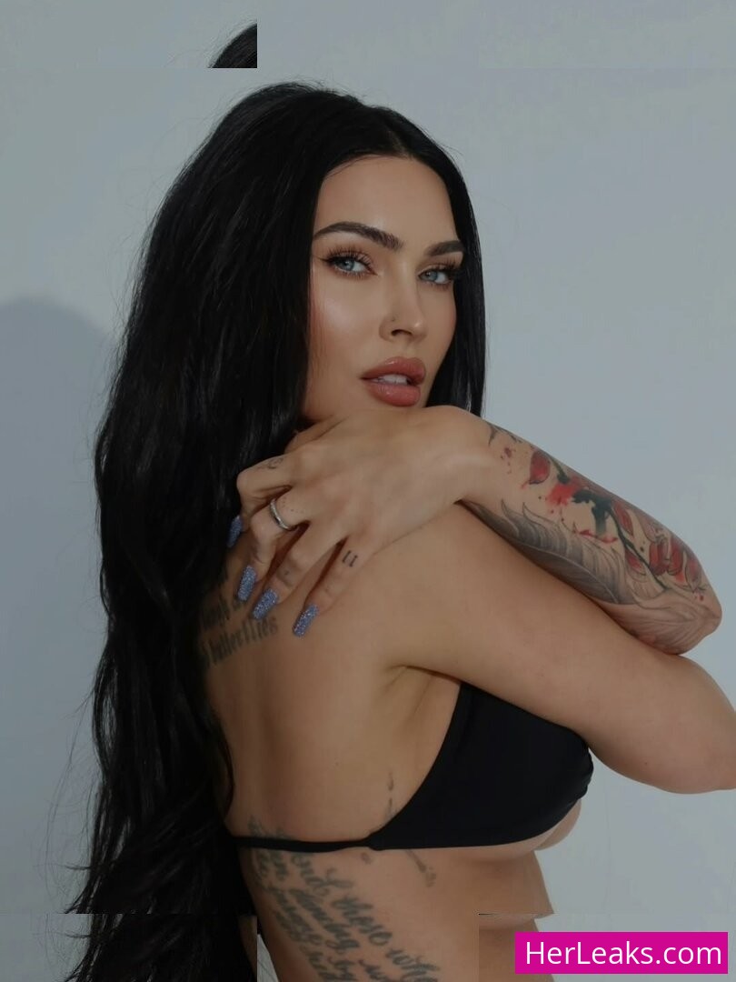 Megan Fox - Image 182