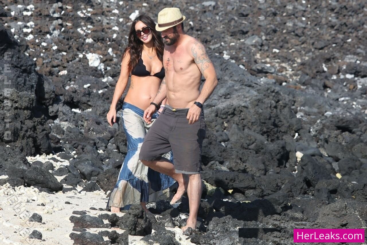 Megan Fox - Image 165