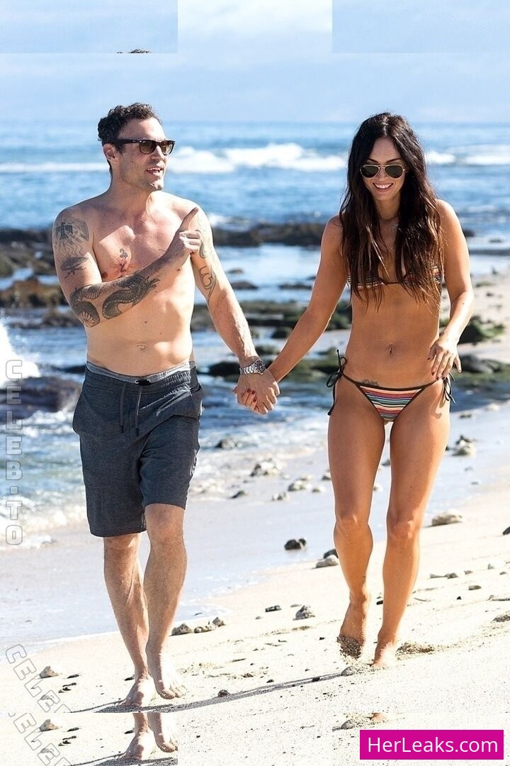 Megan Fox - Image 131