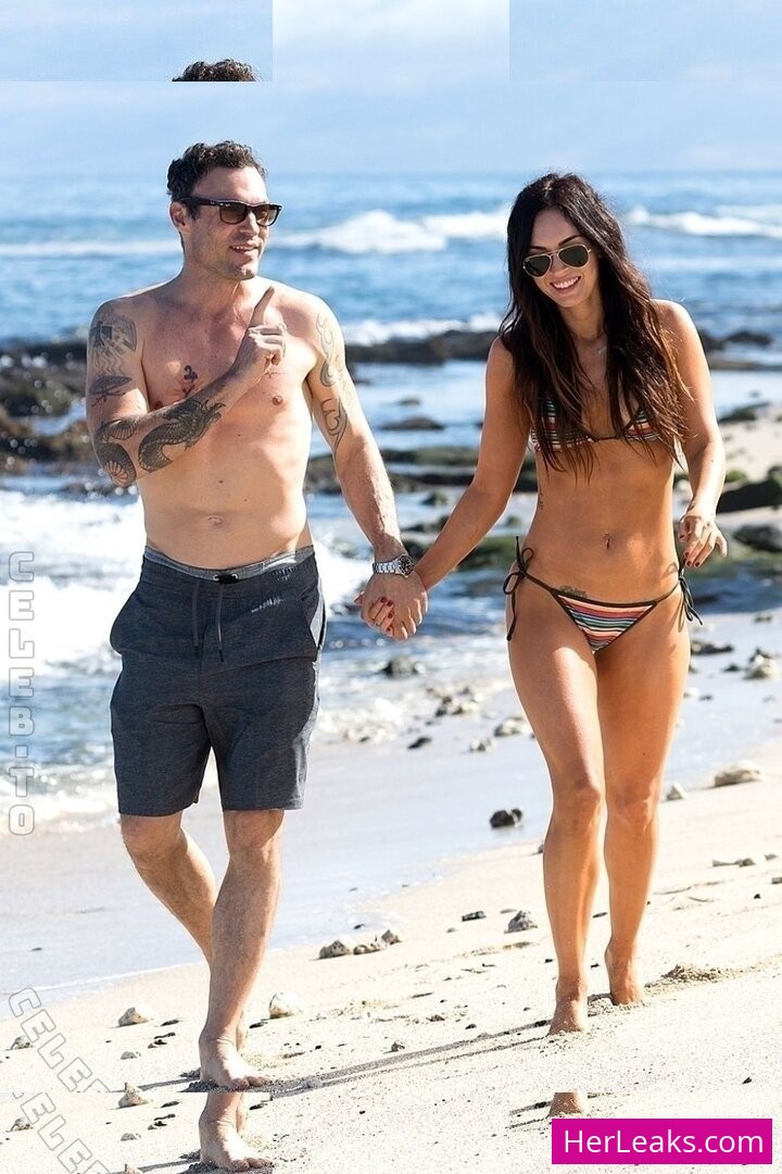 Megan Fox - Image 127