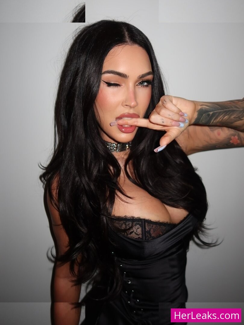 Megan Fox - Image 92