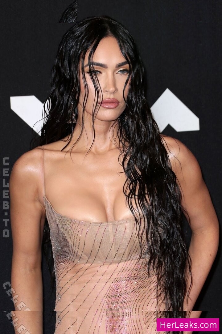 Megan Fox - Image 44