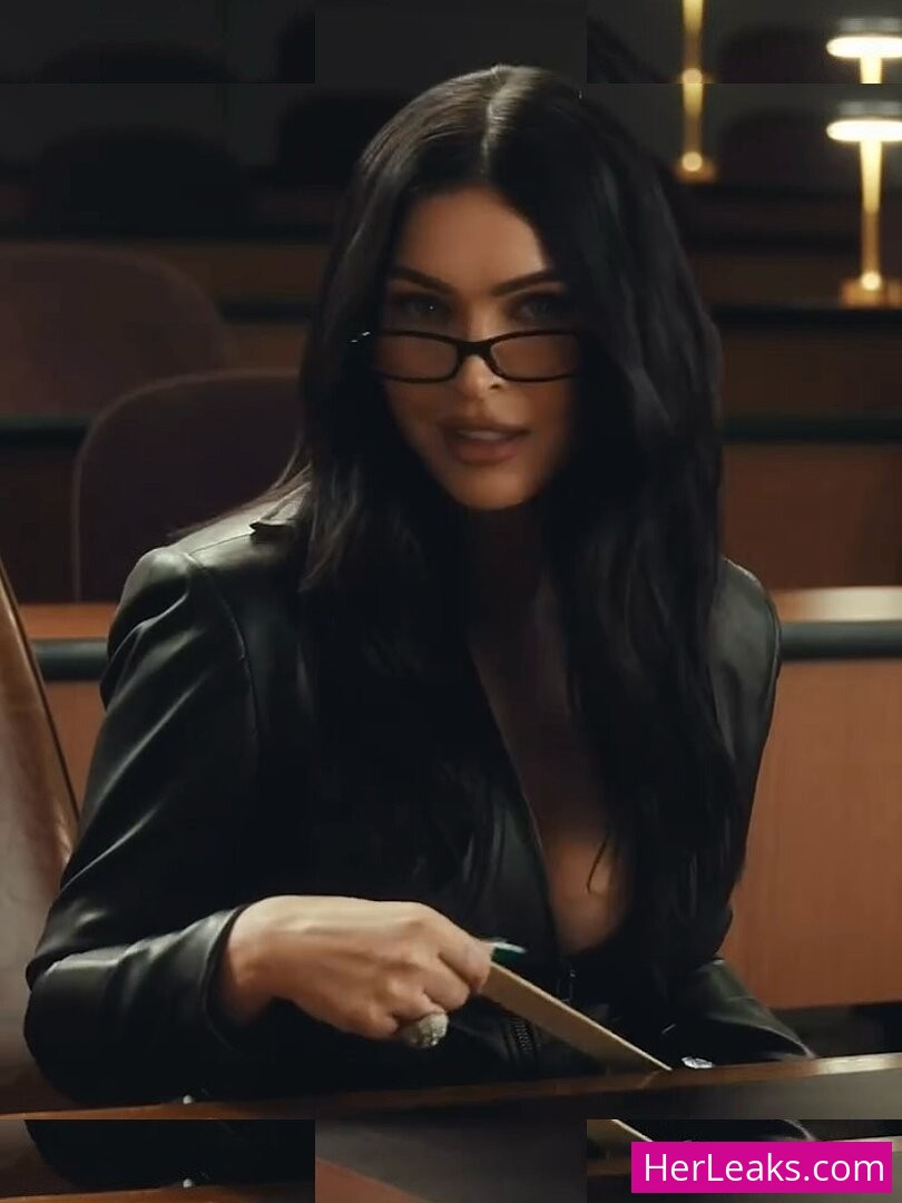 Megan Fox - Image 3
