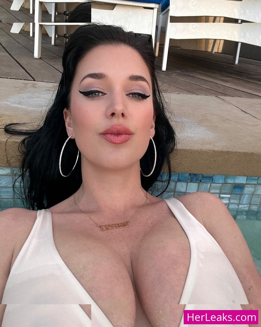 Megan Louise - Image 185
