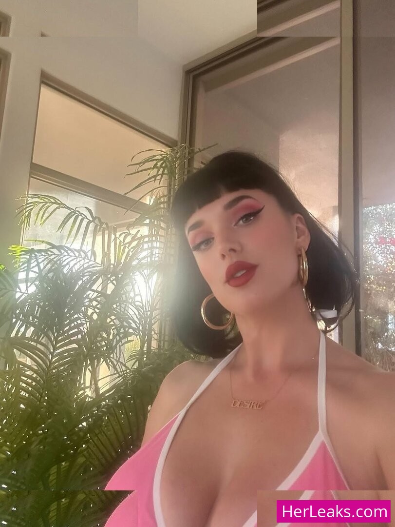 Megan Louise - Image 176