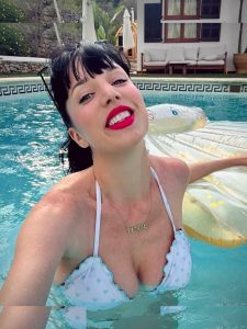Megan Louise - Image 171