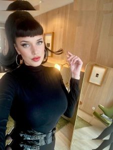 Megan Louise - Image 134