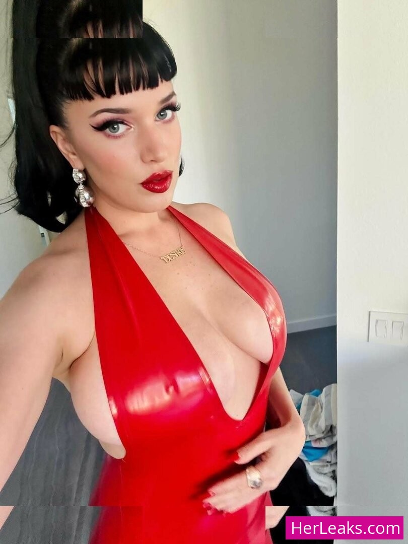 Megan Louise - Image 117