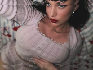 Megan Louise - Image 111