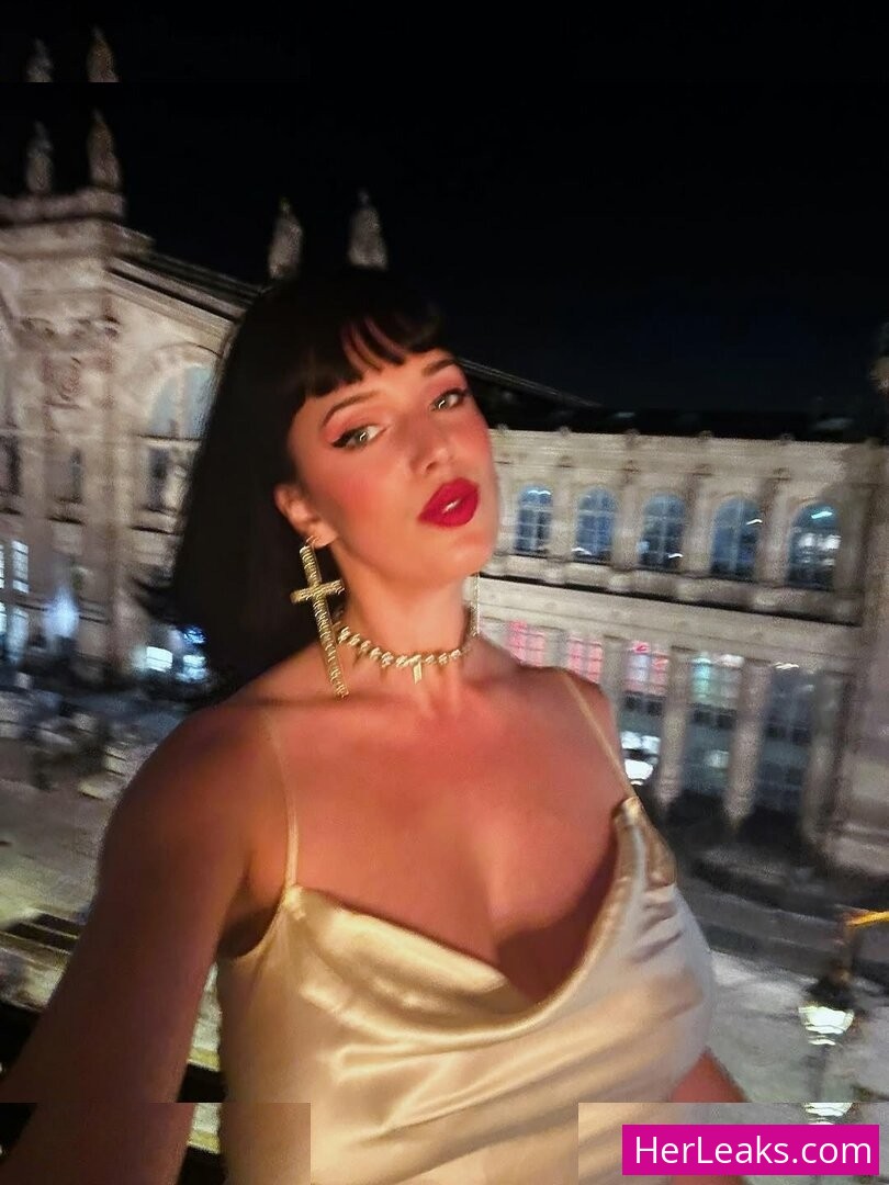 Megan Louise - Image 62