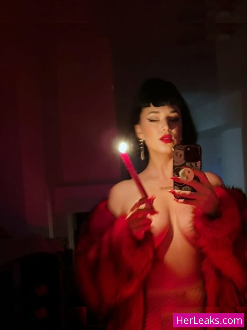Megan Louise - Image 60