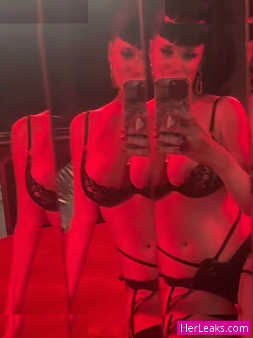 Megan Louise - Image 57