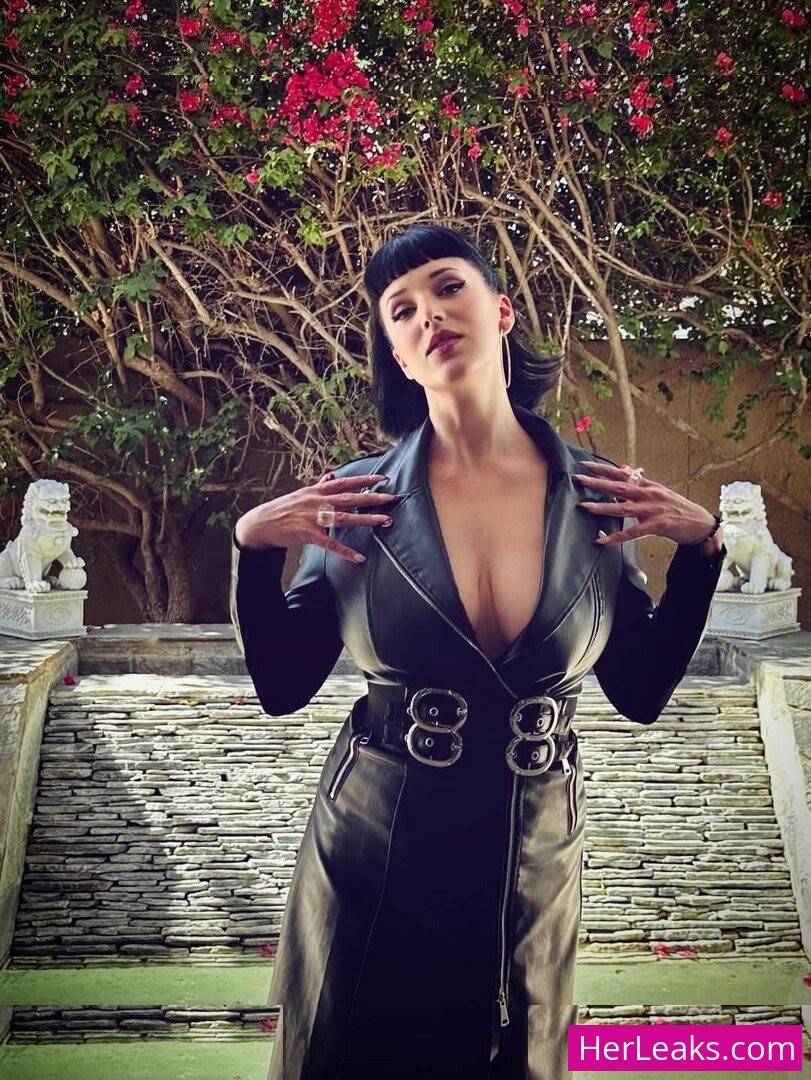 Megan Louise - Image 47