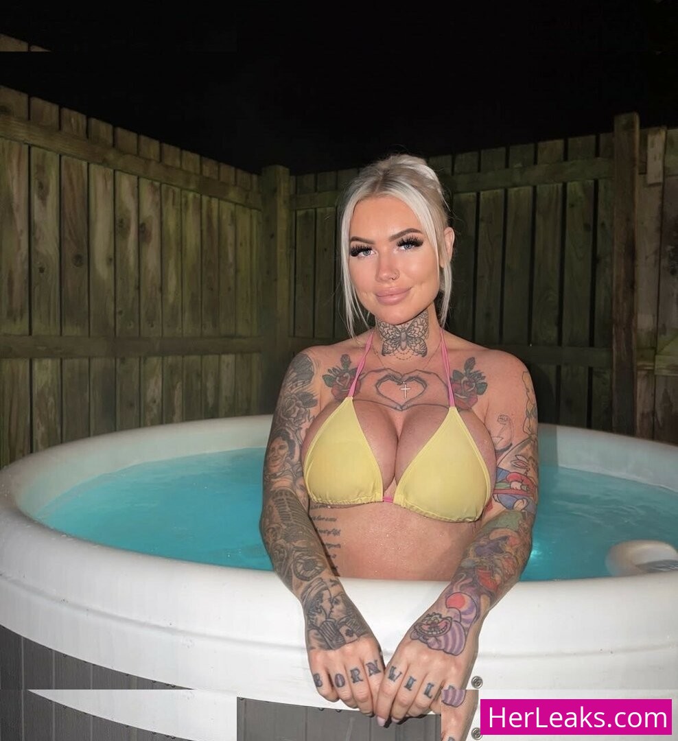 Megan Louise - Image 42