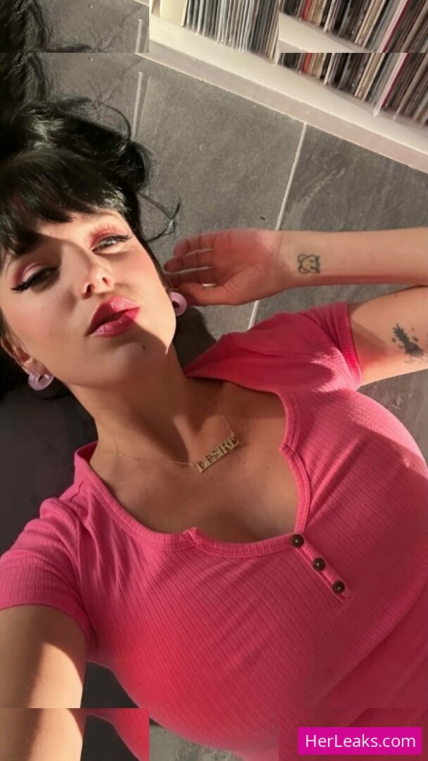 Megan Louise - Image 40