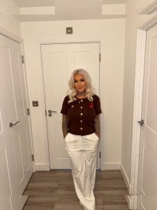 Megan Louise - Image 28