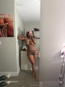 Meghan Márquez - Image 10
