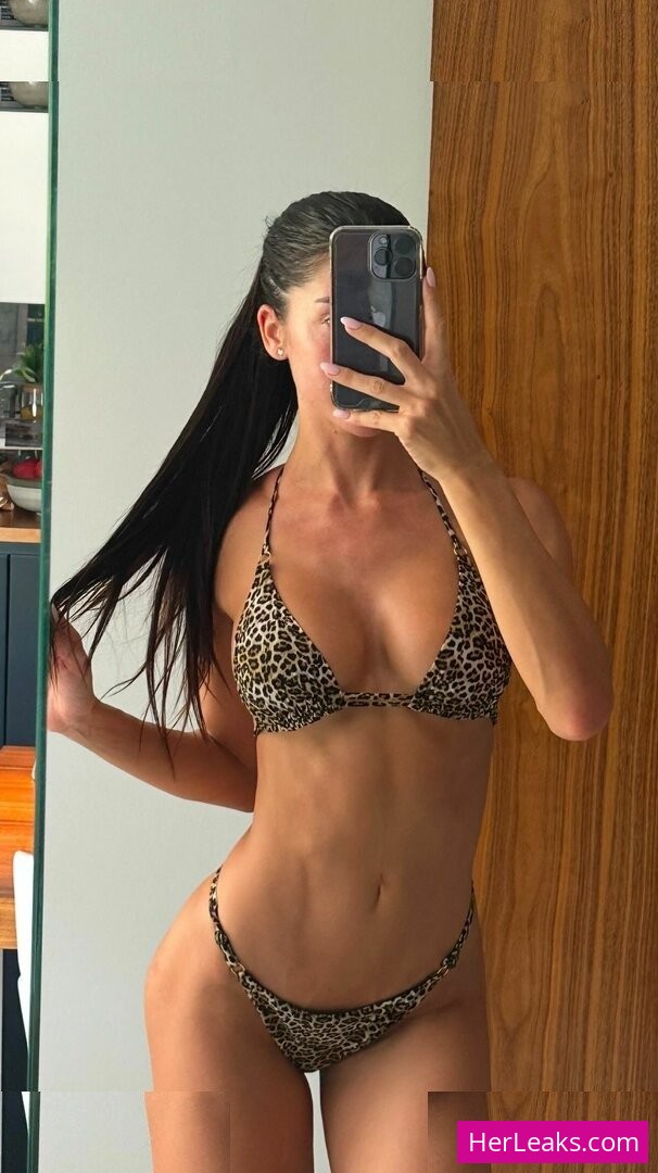 Melania Puntas - Image 179