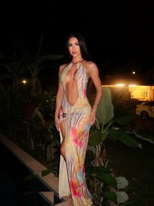 Melania Puntas - Image 111
